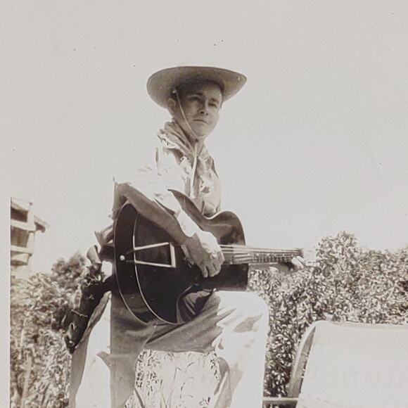 Antique 1920s Era Photograph Man w/ Guitar & Holstered Gun Cowboy Country Music - Picture 2 of 3